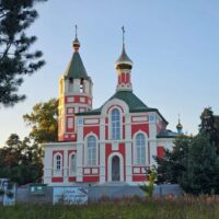 Храм Святого Священномученика  Вениамина Петроградского в посёлке Победа